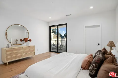 $1,685,000 | 6325 Primrose Avenue, Los Angeles, CA 90068