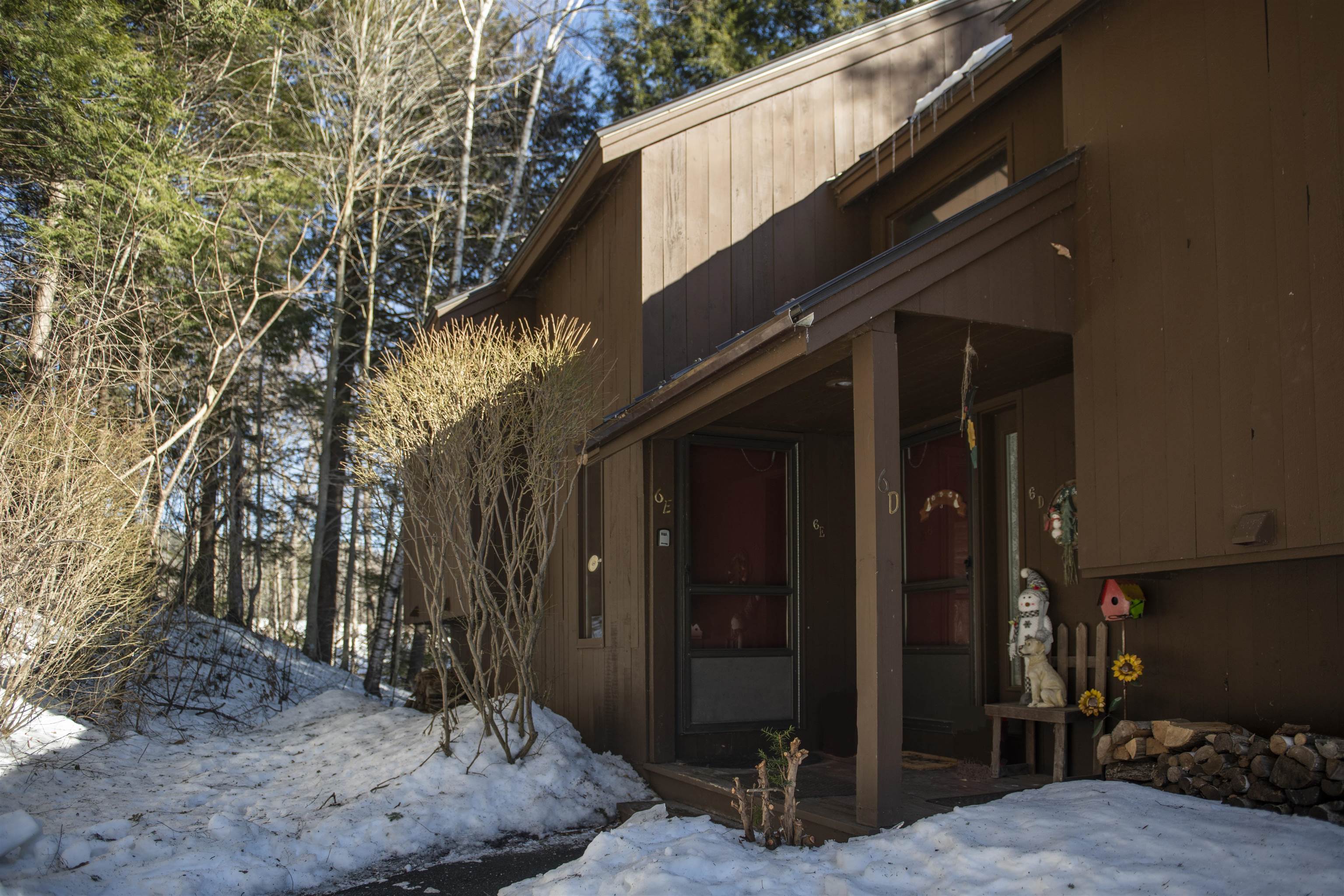 253 Old Quechee Road, Unit 6E Hartford, VT 05059 - Photo 2 of 32 Gallery Image 2