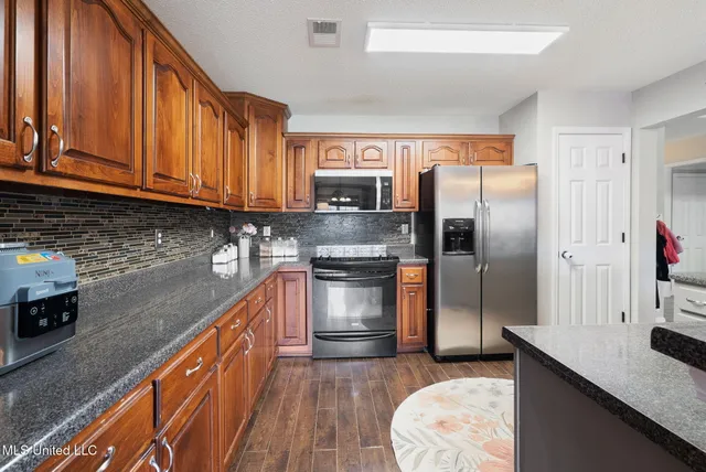 $399,000 | 13245 Braybourne Parkway, Olive Branch, MS 38654