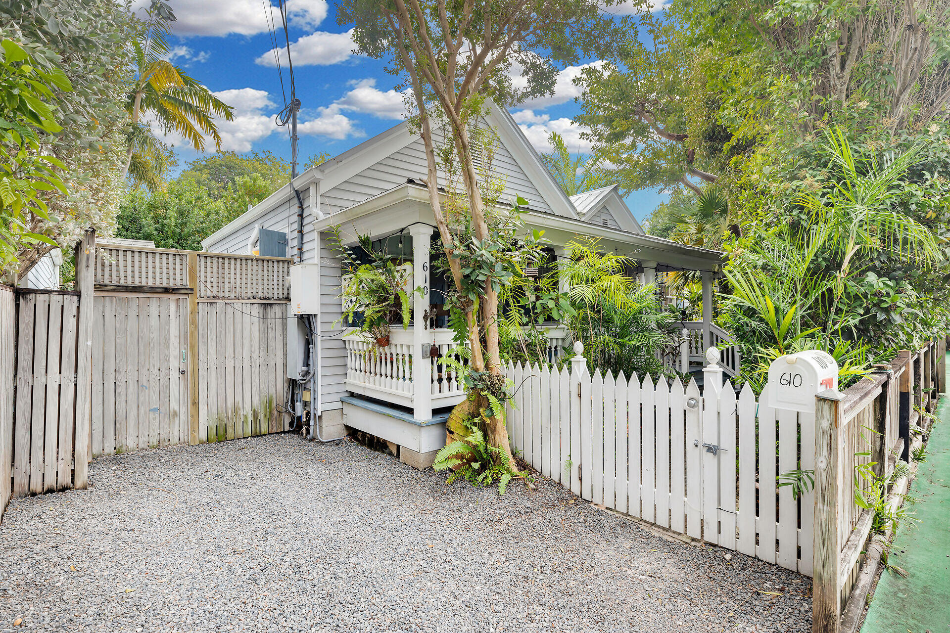 610 Griffin Lane Key West, FL 33040 - Photo 35 of 36 Off Street Parking