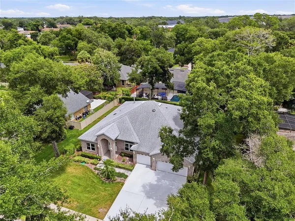 $679,000 | 119 Winding Oaks Lane, Oviedo, FL 32765