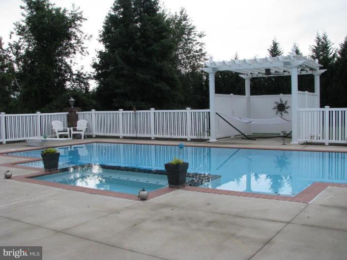 1405 Singer Road Joppa, MD 21085 - Photo 15 of 15 Swimming Pool 2