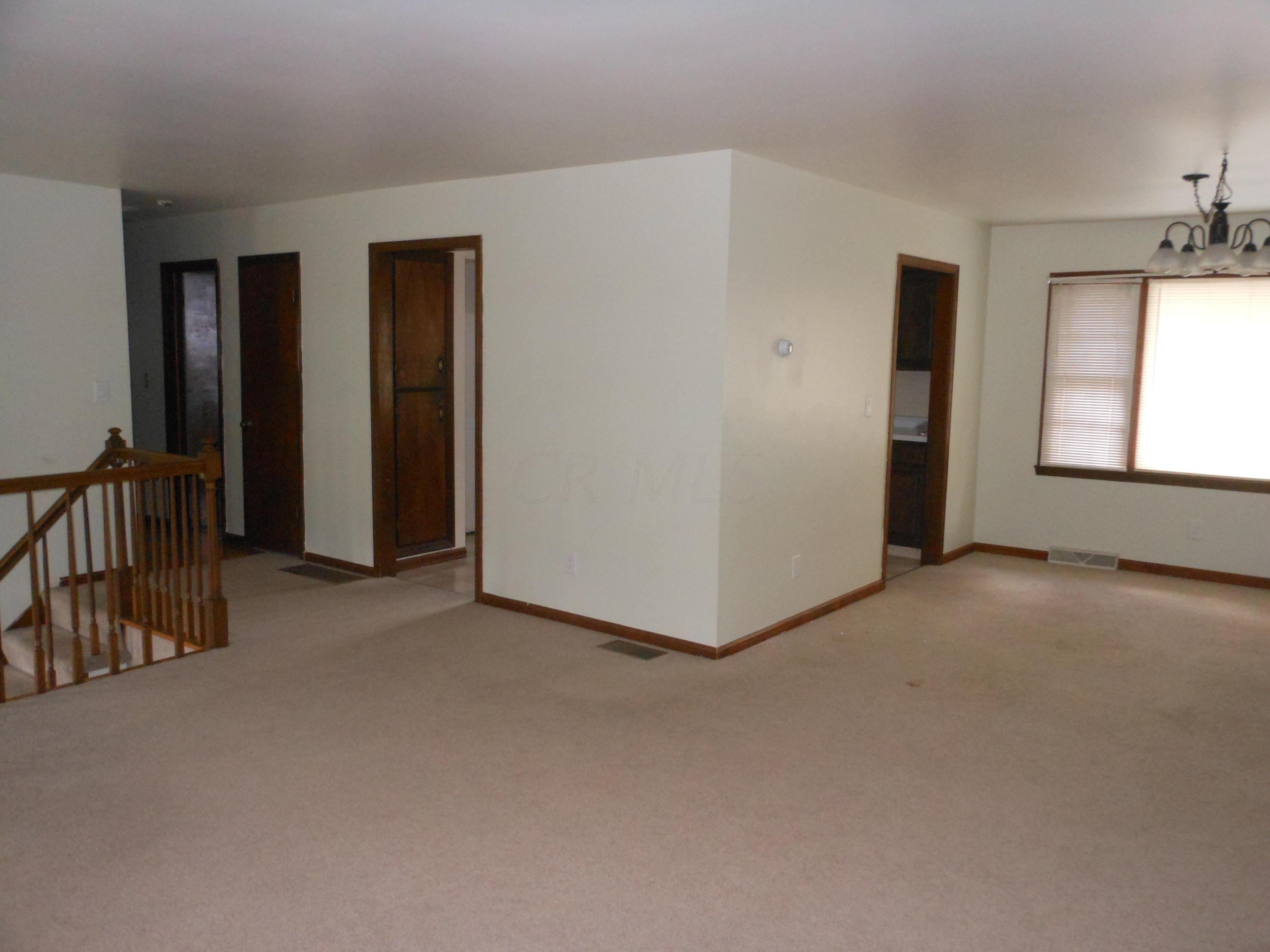 527 Wooster Road Mount Vernon, OH 43050 - Photo 9 of 20 Gallery Image 9