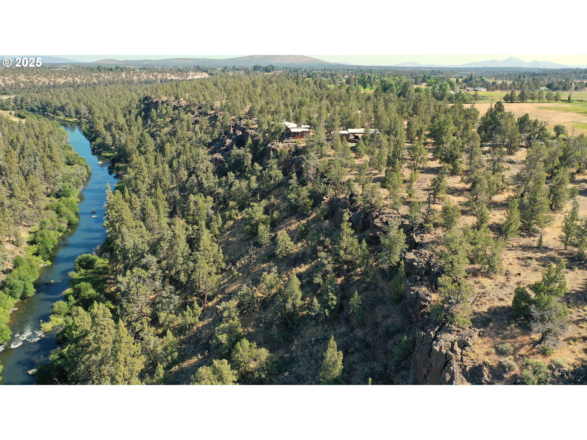 65255 Swalley Road Bend, OR 97703 - Photo 26 of 48 a view of city and mountain