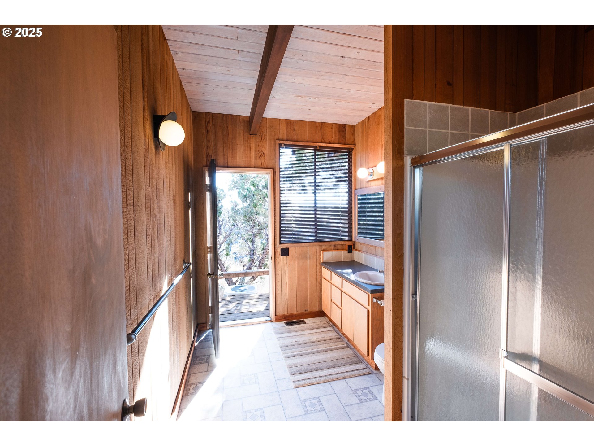 65255 Swalley Road Bend, OR 97703 - Photo 41 of 48 a kitchen with stainless steel appliances granite countertop a refrigerator and a sink