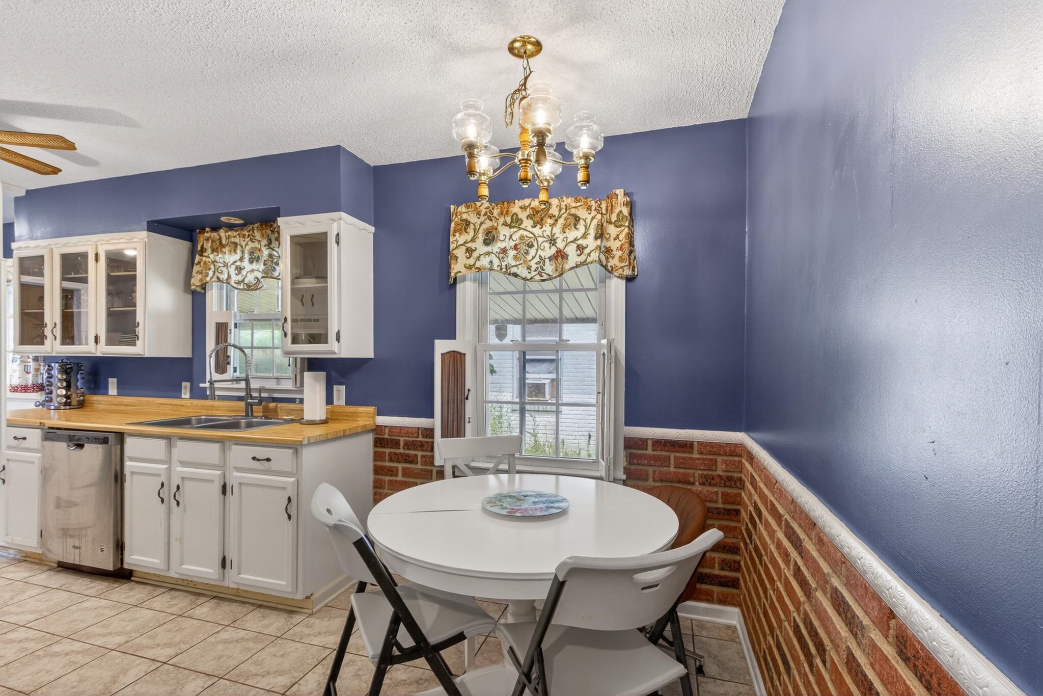 1657 Duke Road Memphis, TN 38108 - Photo 12 of 19