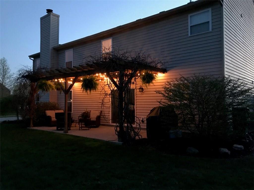 11261 Falling Water Way Fishers, IN 46037 - Photo 34 of 39 Gallery Image 34