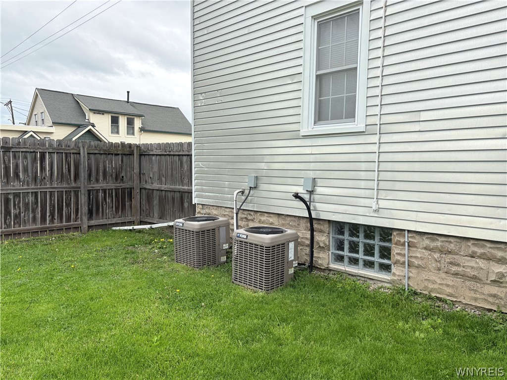 799 Center Road West Seneca, NY 14224 - Photo 12 of 46