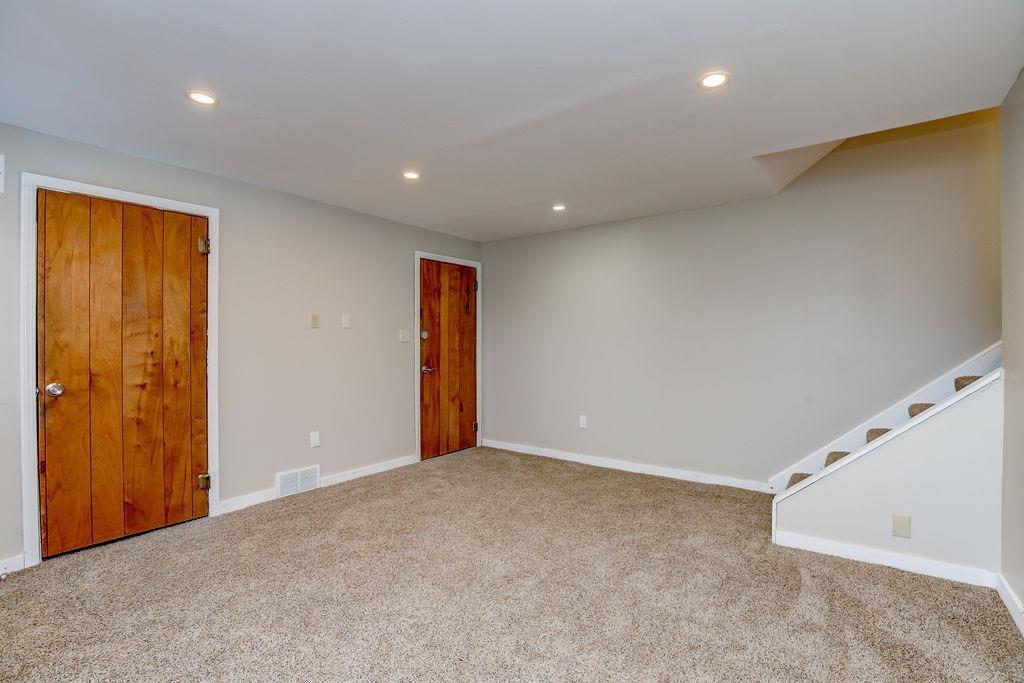 5640 Lawrence Road Cincinnati, OH 45248 - Photo 23 of 36 Gallery Image 23