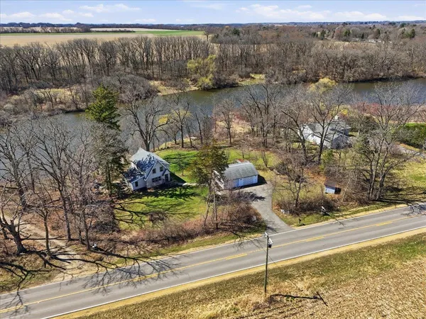 $329,900 | 851 County Highway North, Stoughton, WI 53589