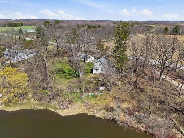 $329,900 | 851 County Highway North, Stoughton, WI 53589