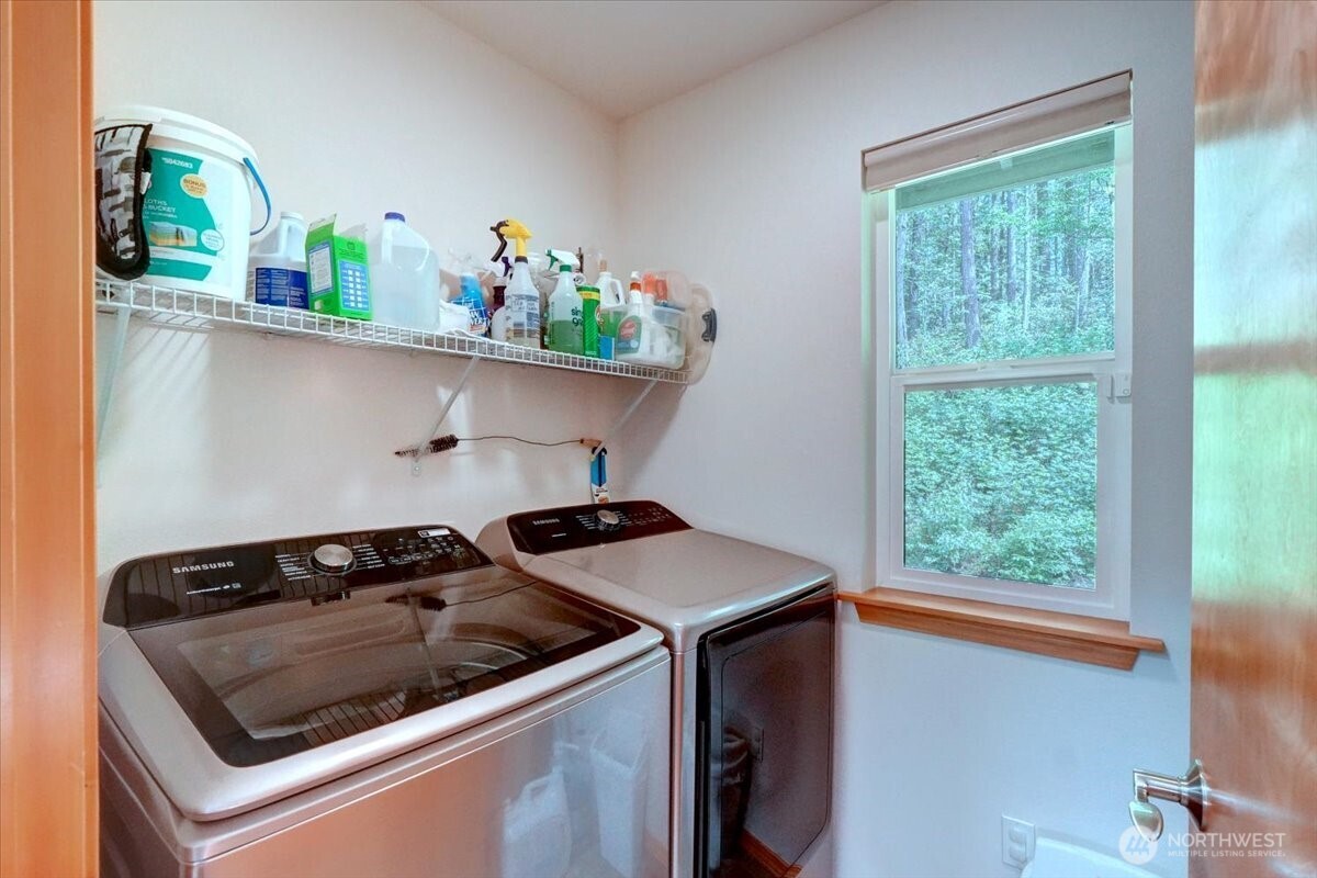 9535 Olalla Valley Road Southeast Port Orchard, WA 98367 - Photo 24 of 40