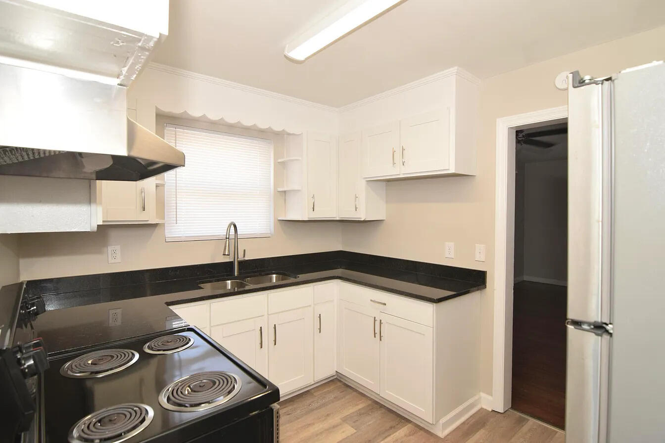 2424 Bream Avenue Augusta, GA 30906 - Photo 5 of 24 53a5ba5da8d63376f2ff385d3188e330-uncropp