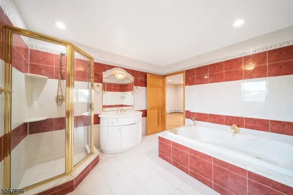 $4,200 | 2 Millo Place, Unit 2, Little Ferry, NJ 07643