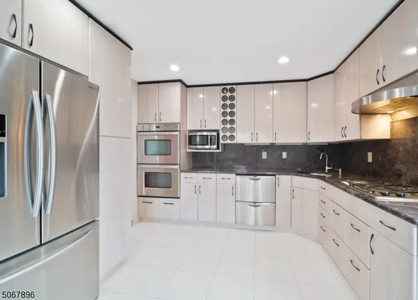 $4,200 | 2 Millo Place, Unit 2, Little Ferry, NJ 07643