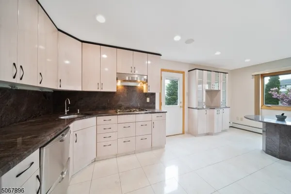 $4,200 | 2 Millo Place, Unit 2, Little Ferry, NJ 07643