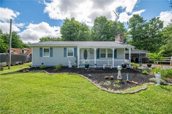$299,900 | 1227 North Pricetown Road, Diamond, OH 44412
