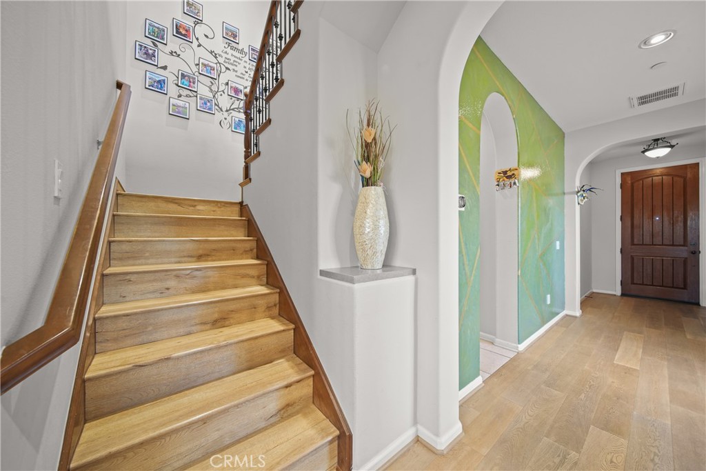 11662 North Ricasoli Way Porter Ranch, CA 91326 - Photo 5 of 75
