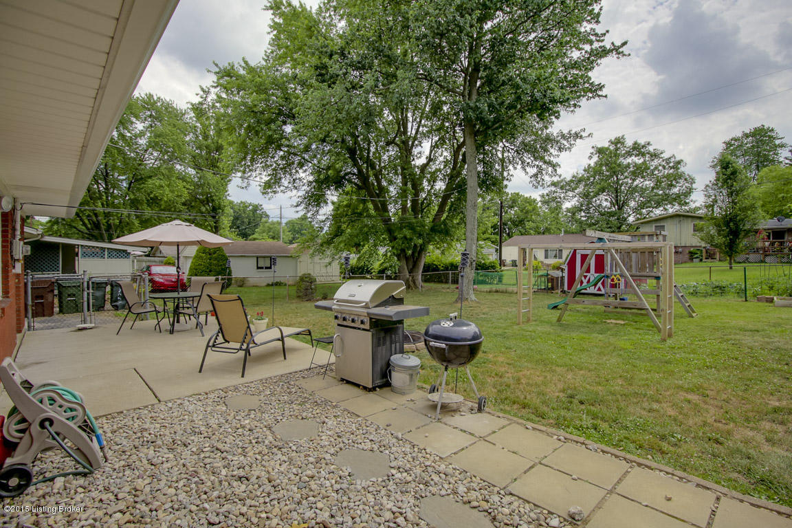 1908 Millgate Road Louisville, KY 40223 - Photo 41 of 42 0037HDR