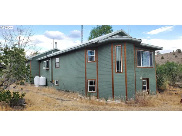 $299,000 | 18990 Southeast Doubtful Dirt Road, Prineville, OR 97754