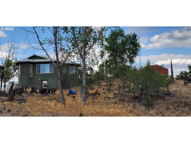 a view of outdoor space