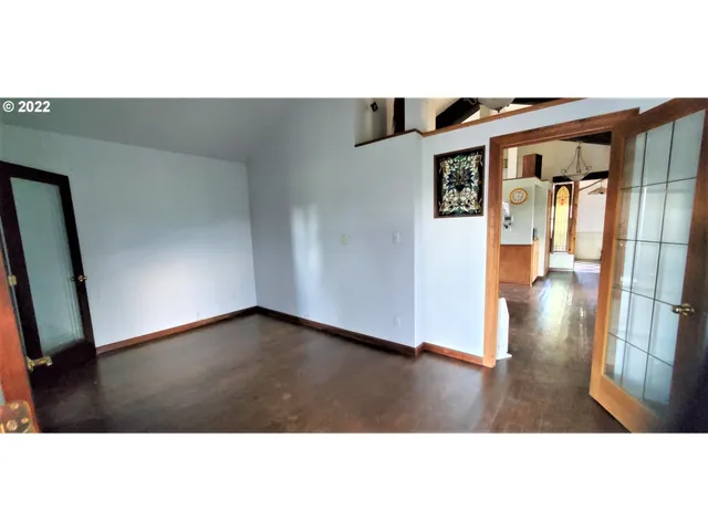 a view of a entryway