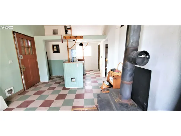 $299,000 | 18990 Southeast Doubtful Dirt Road, Prineville, OR 97754