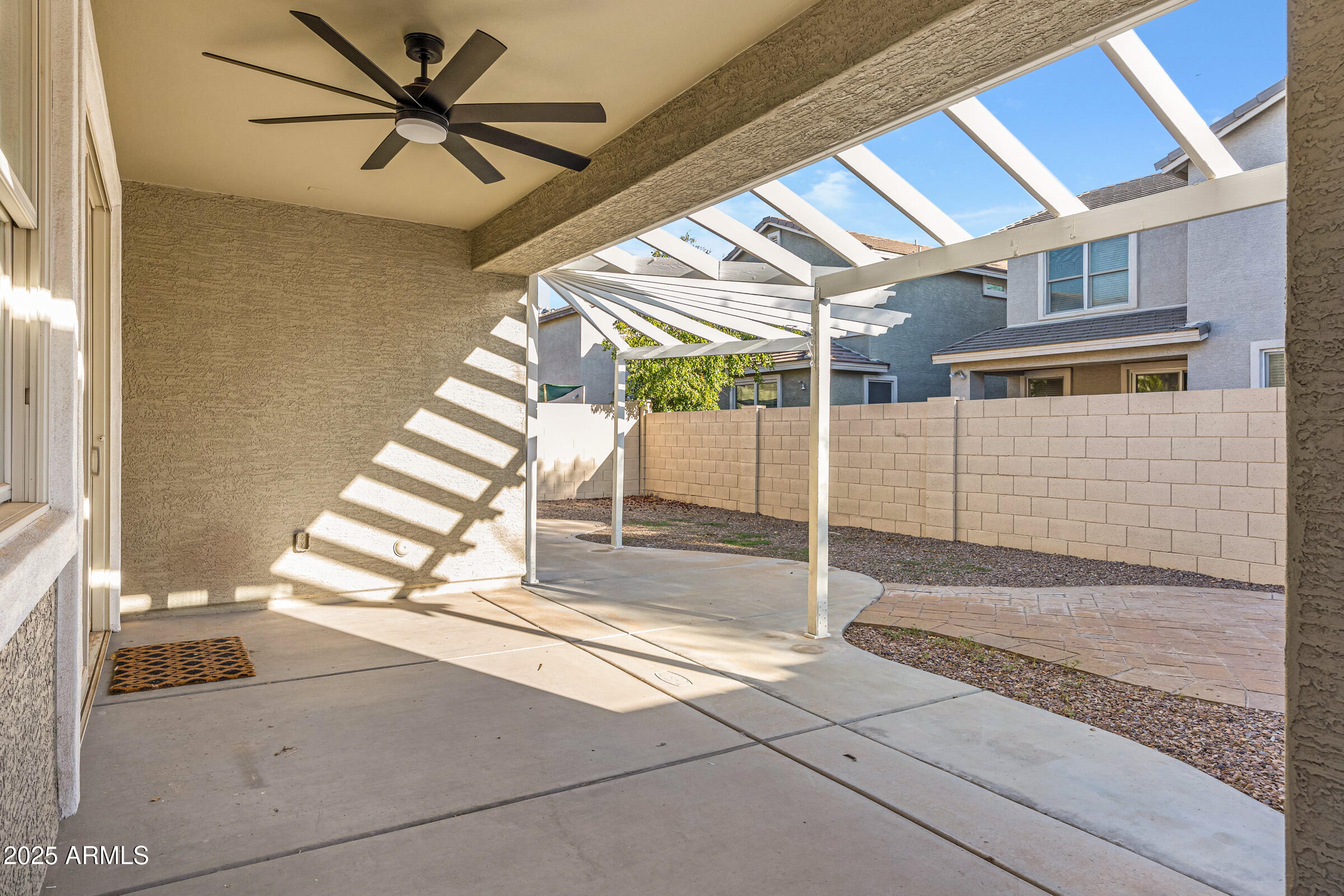 2315 East Pecan Road Phoenix, AZ 85040 - Photo 36 of 36 a view of outdoor space