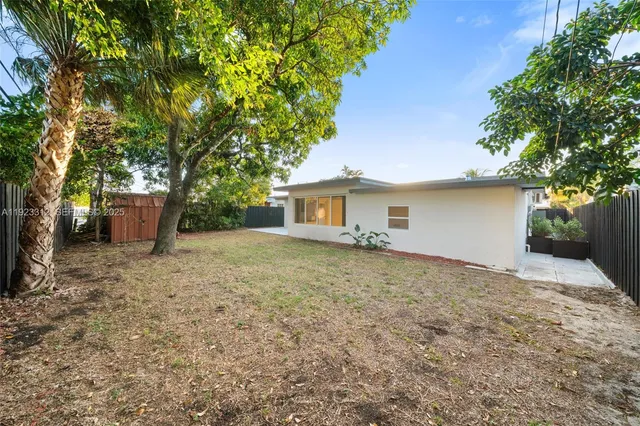 $3,550 | West Boulevard Heights, Pembroke Pines, FL 33024