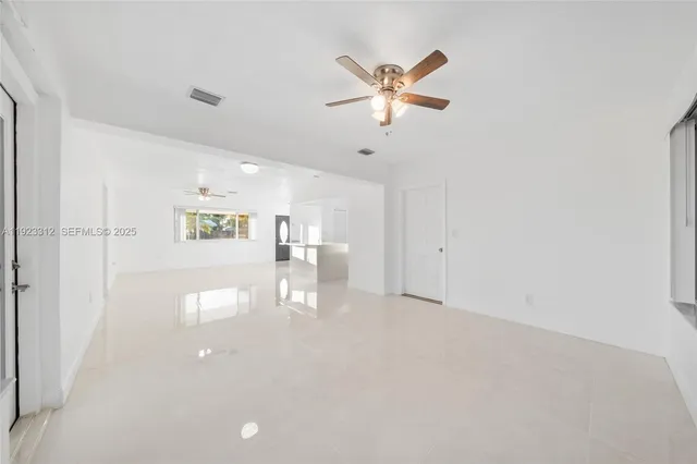 $3,550 | West Boulevard Heights, Pembroke Pines, FL 33024