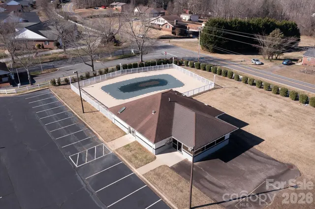 $560,000 | 4555 Bristol Drive, Morganton, NC 28655