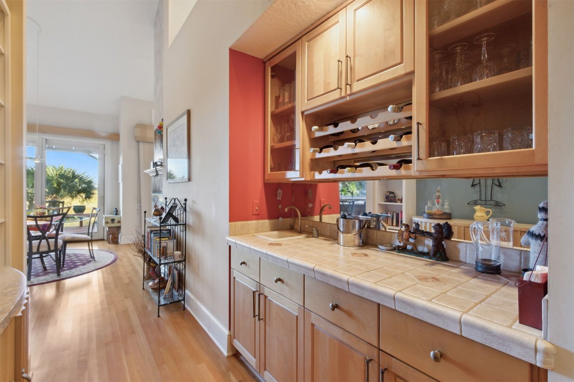 106 Sea Marsh Road Fernandina Beach, FL 32034 - Photo 14 of 42 Butler's Pantry and Wetbar