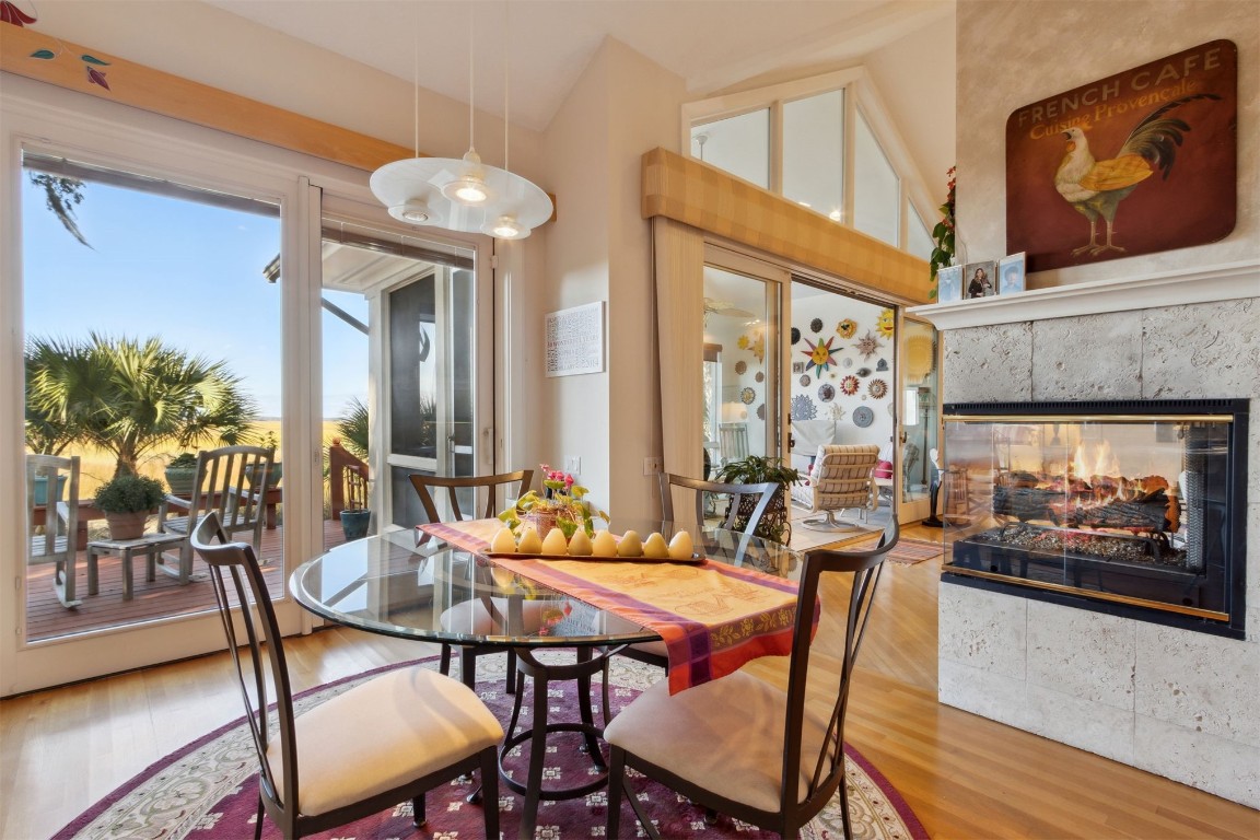 106 Sea Marsh Road Fernandina Beach, FL 32034 - Photo 17 of 42 Kitchen and Marsh View