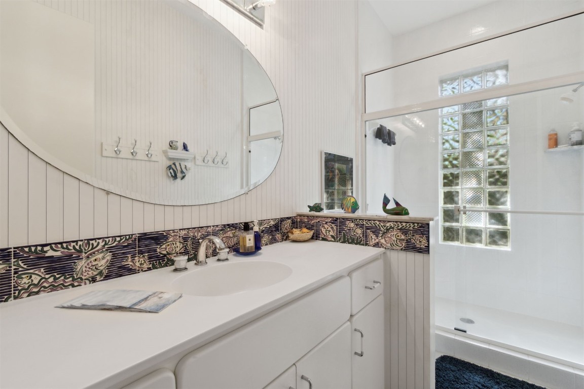 106 Sea Marsh Road Fernandina Beach, FL 32034 - Photo 29 of 42 Bathroom