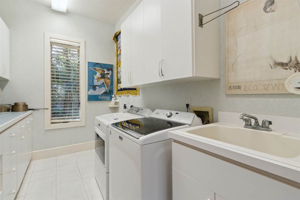 106 Sea Marsh Road Fernandina Beach, FL 32034 - Photo 36 of 42 Laundry Room