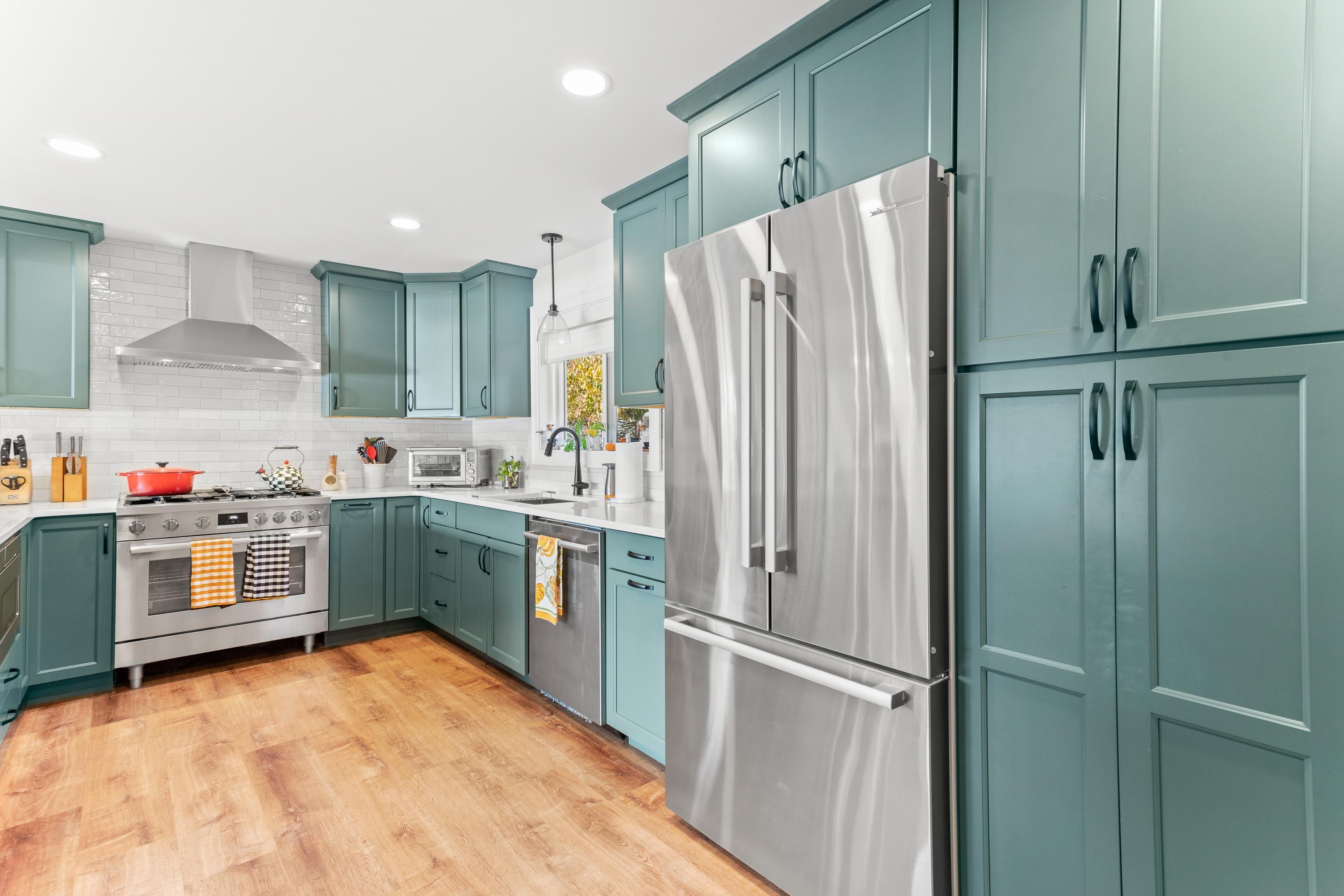 19 Rocky Ridge Road Windham, NH 03087 - Photo 3 of 53