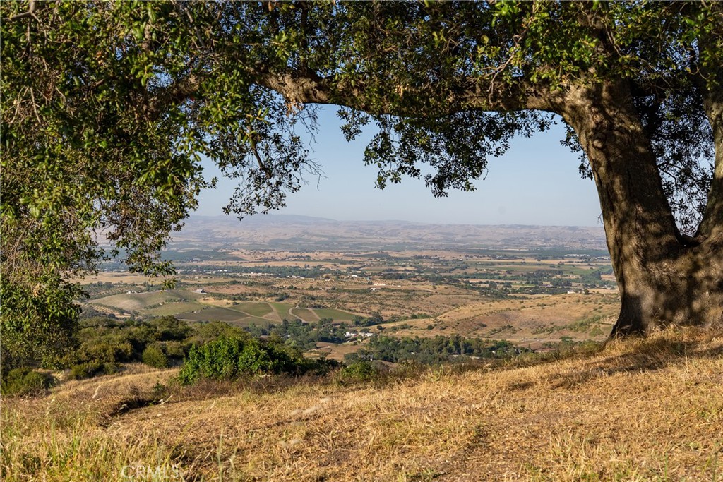 2762 Adelaida Road Paso Robles, CA 93446 - Photo 2 of 57 a view of ocean view