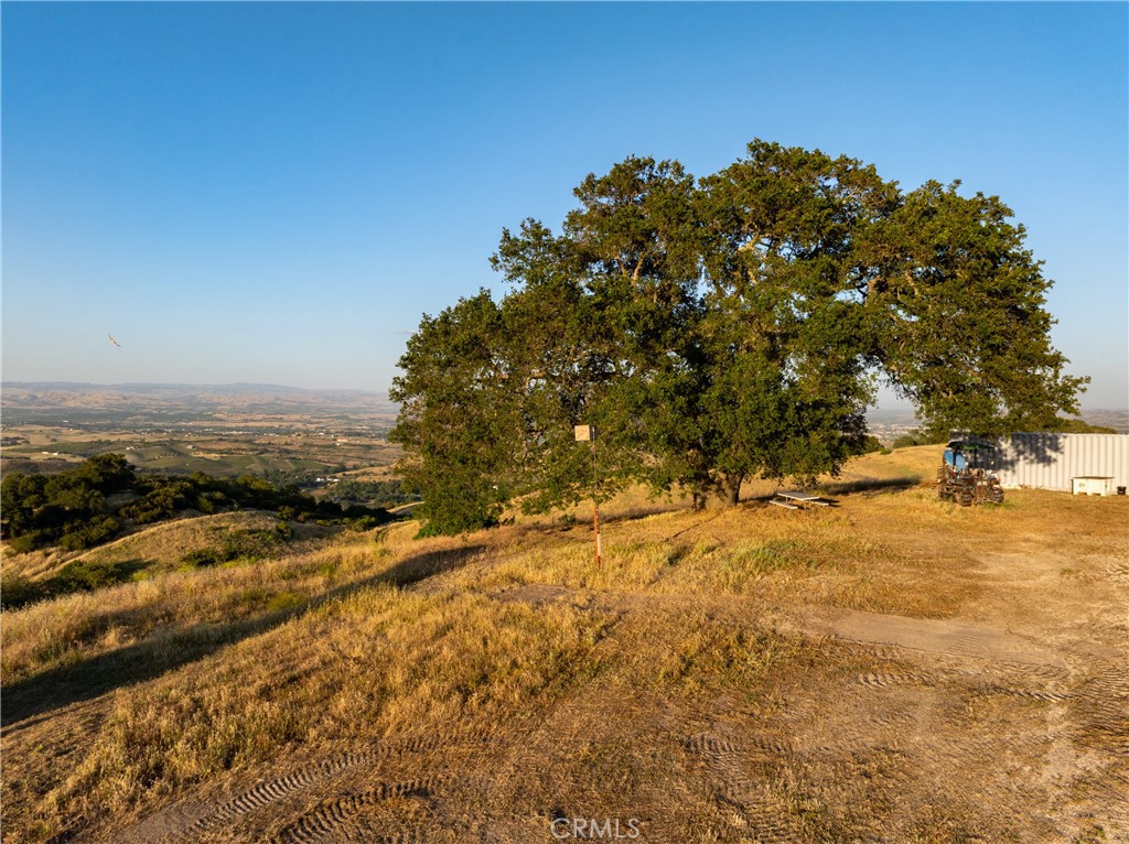 2762 Adelaida Road Paso Robles, CA 93446 - Photo 31 of 57
