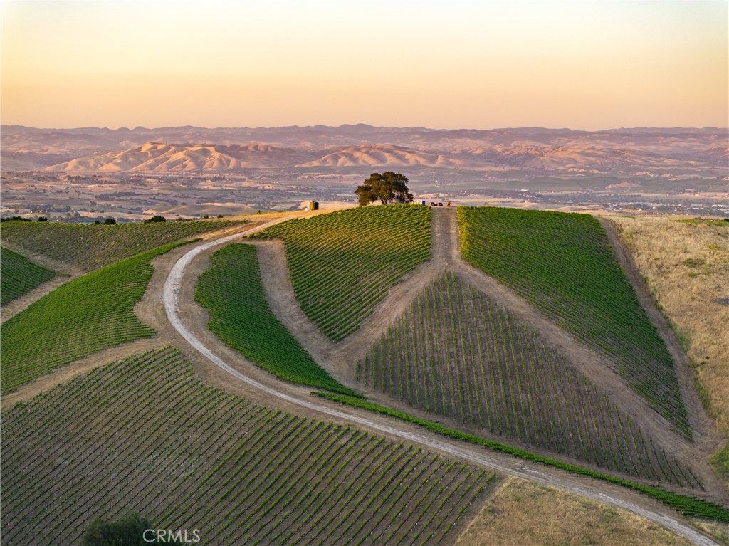 2762 Adelaida Road Paso Robles, CA 93446 - Photo 6 of 57 a view of a sky from a balcony