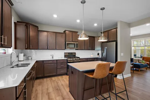 $579,900 | 5110 Greenwood Lane, Rockford, MN 55373