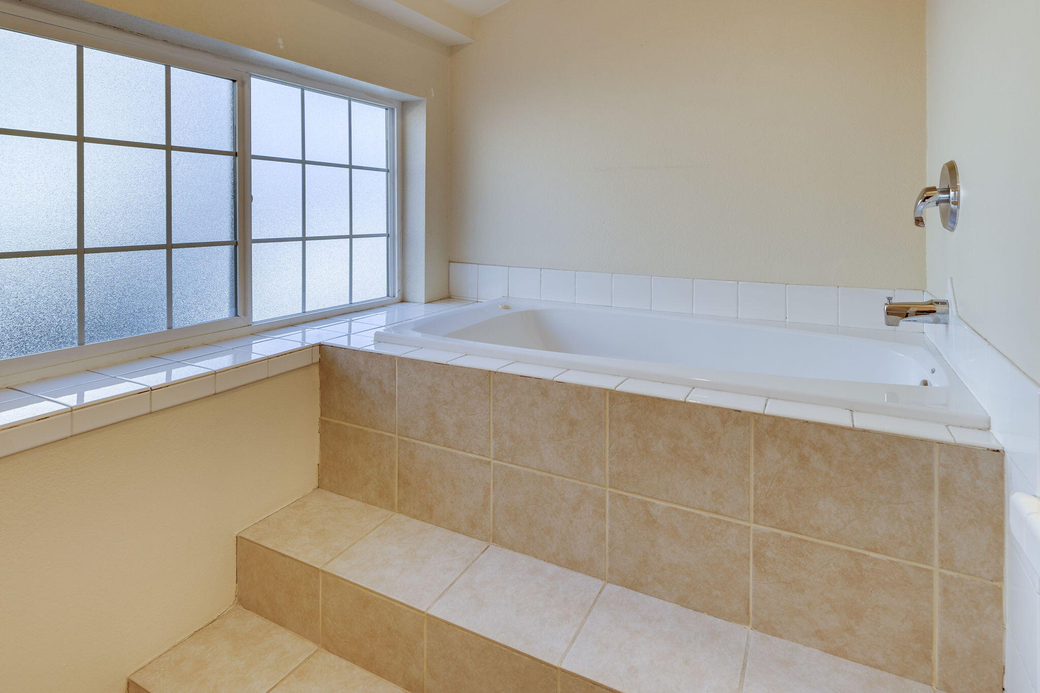 141 Southwest 17th Street, Unit 3 Bend, OR 97702 - Photo 28 of 37 24-web-or-mls-141 SW 17th St, Bend-24