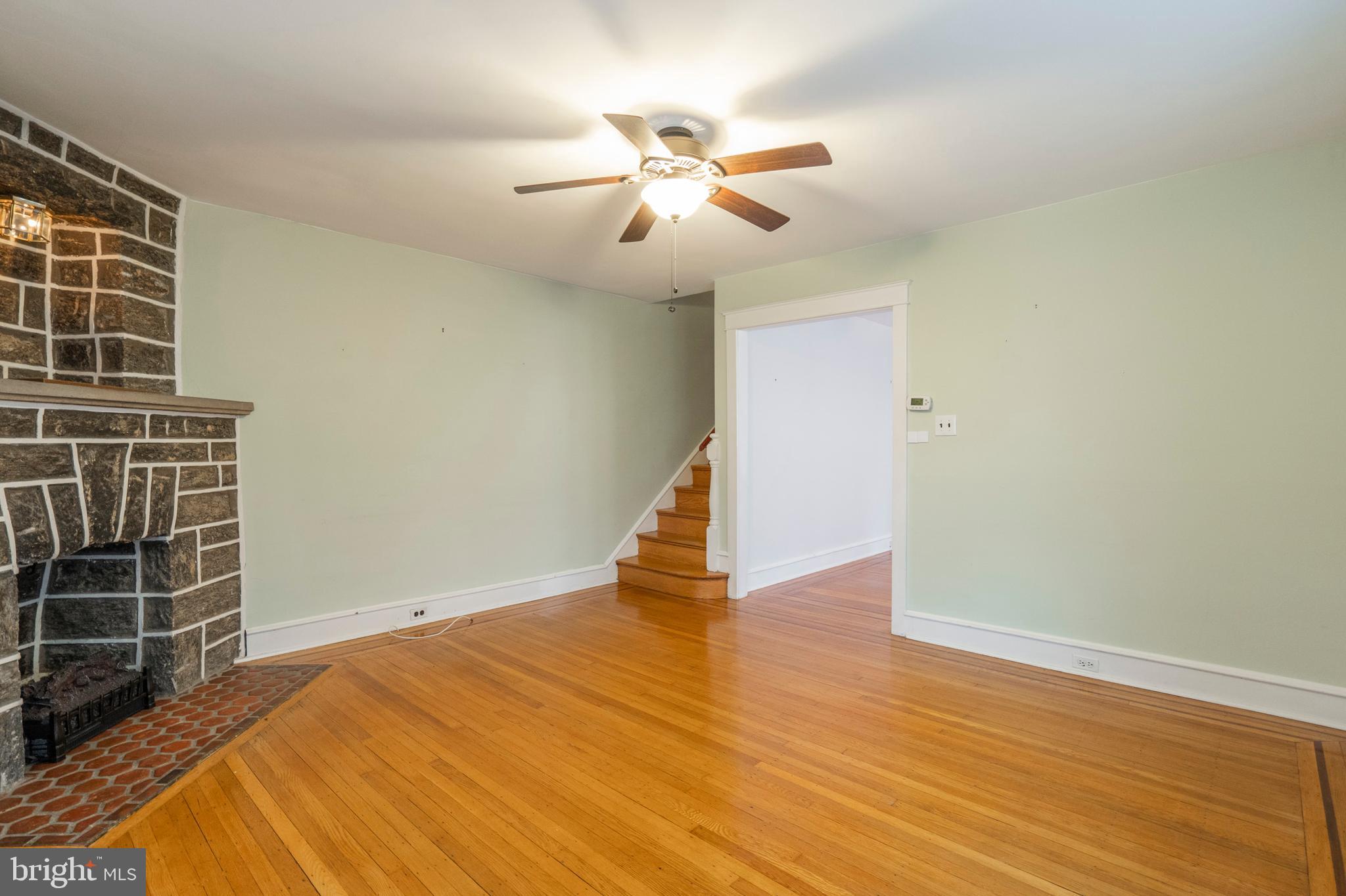 336 Ballymore Road Springfield, PA 19064 - Photo 6 of 36 Living Room