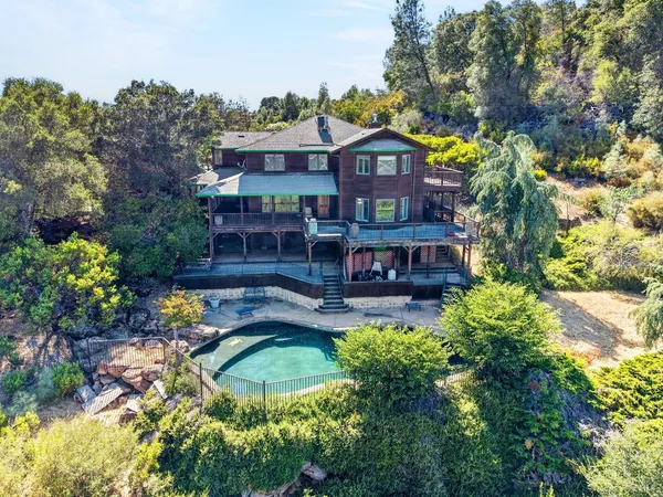 $795,000 | 7490 Walnut Lane, Lower Lake, CA 95457
