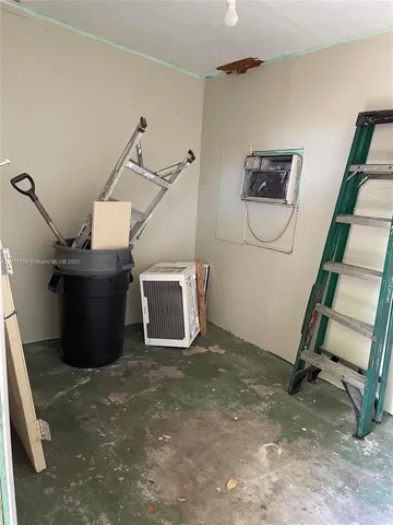 $549,500 | 208 Southwest 2nd Place, Dania Beach, FL 33004