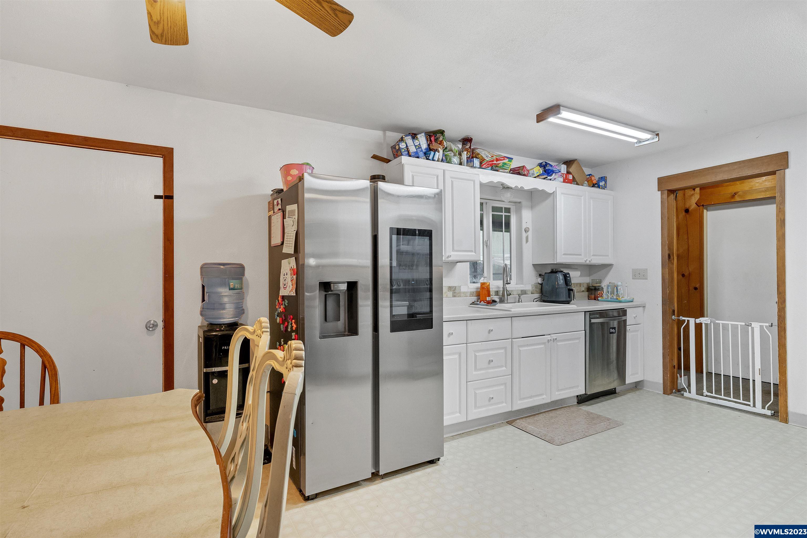 540 Crowfoot Road Lebanon, OR 97355 - Photo 6 of 20 Gallery Image 6