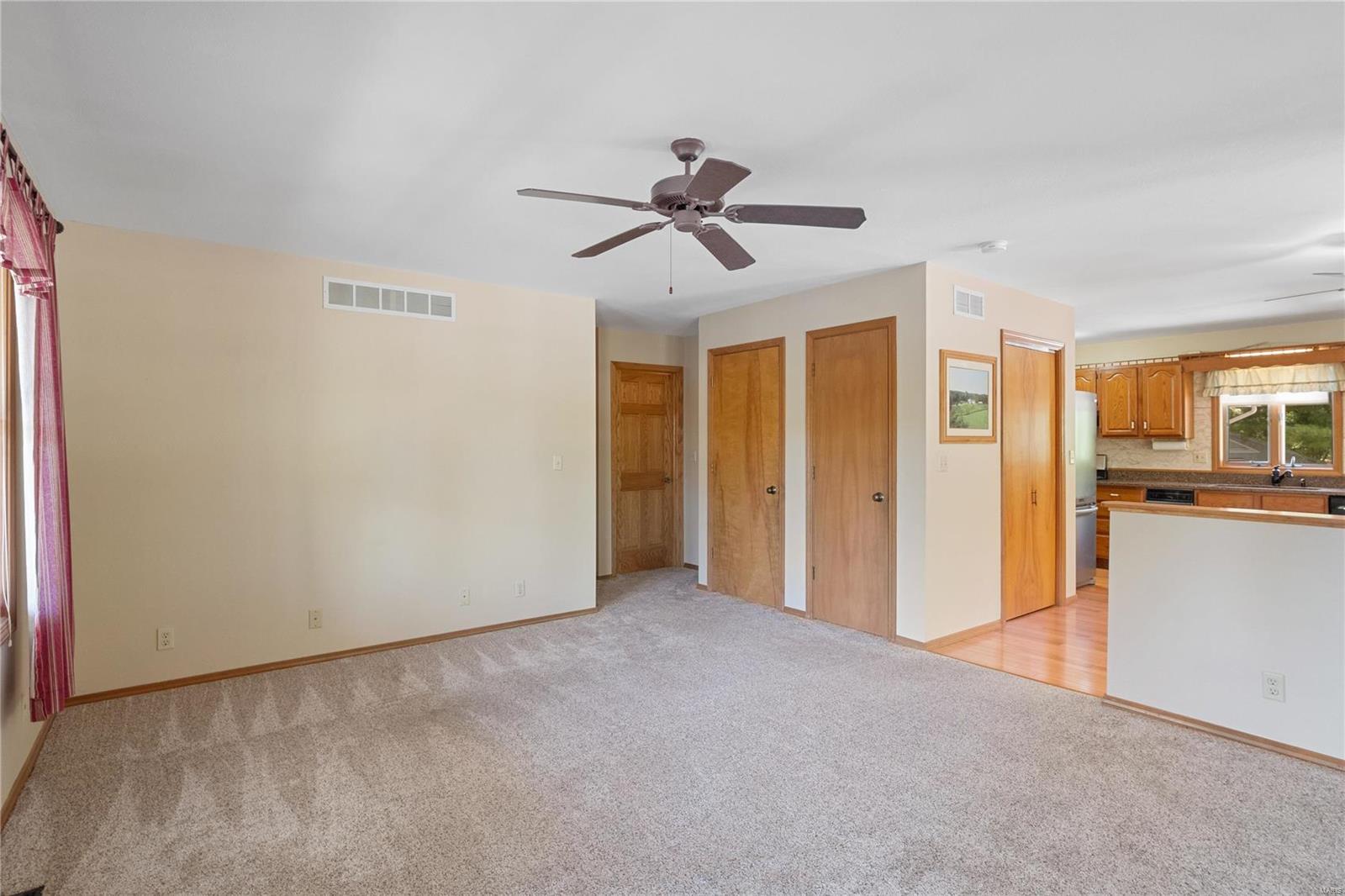 9255 Klondike Road Worden, IL 62097 - Photo 17 of 81