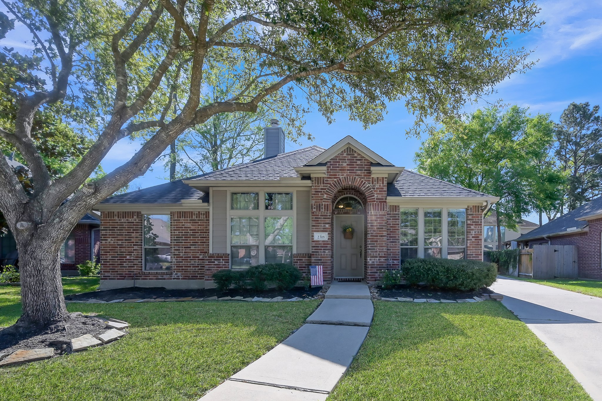 2318 Caroline Park Lane Spring, TX 77386 - Photo 2 of 38