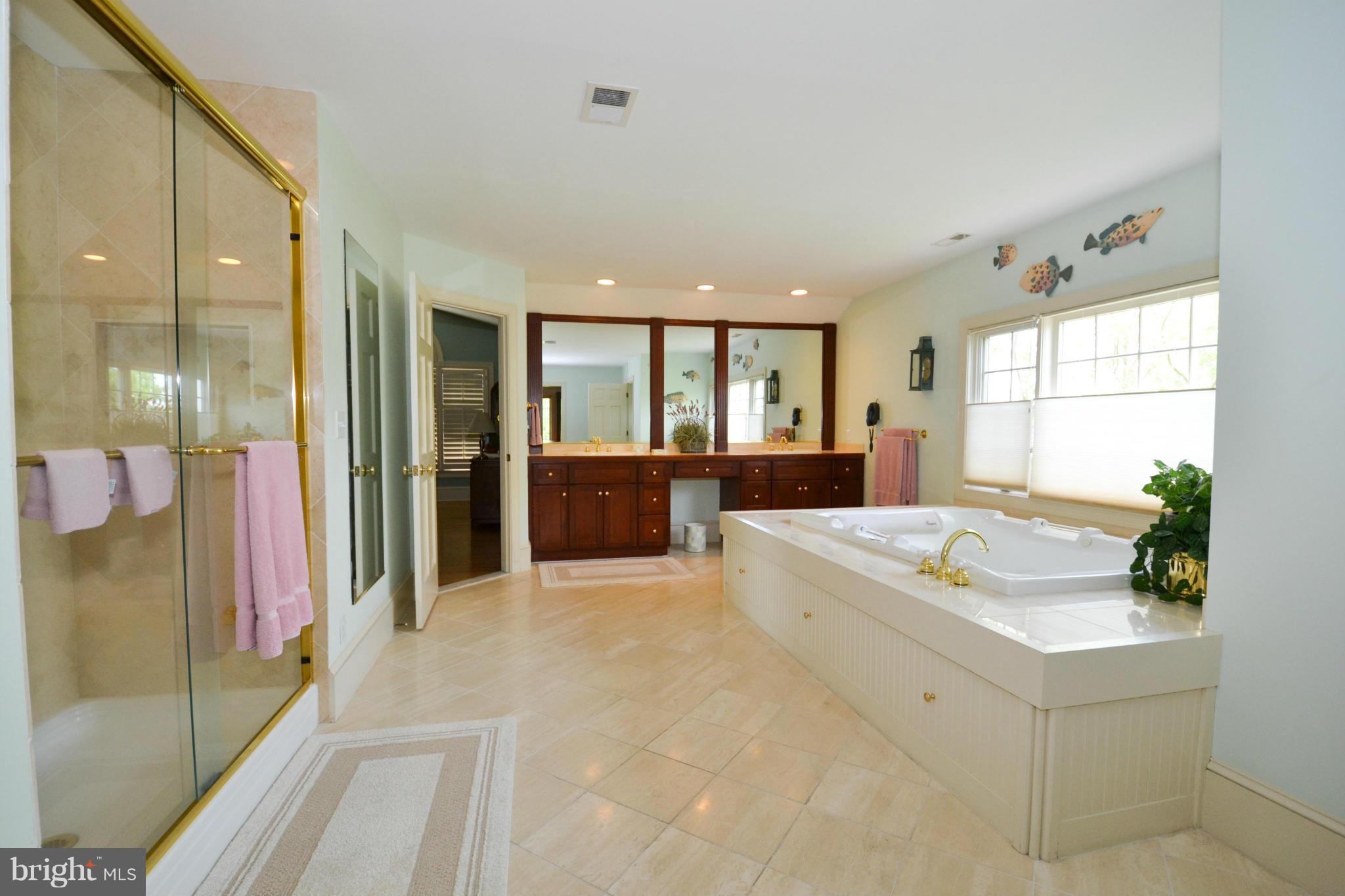 4999 West Chalk Point Road West River, MD 20778 - Photo 15 of 30 Bath (Master)