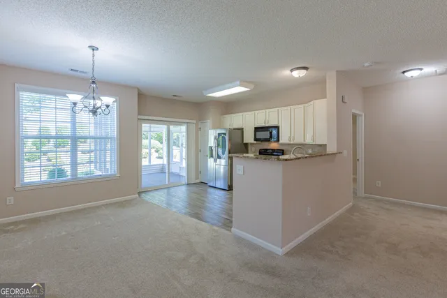 $349,900 | 5 Hampshire Lane, Newnan, GA 30265