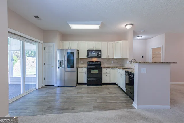 $349,900 | 5 Hampshire Lane, Newnan, GA 30265